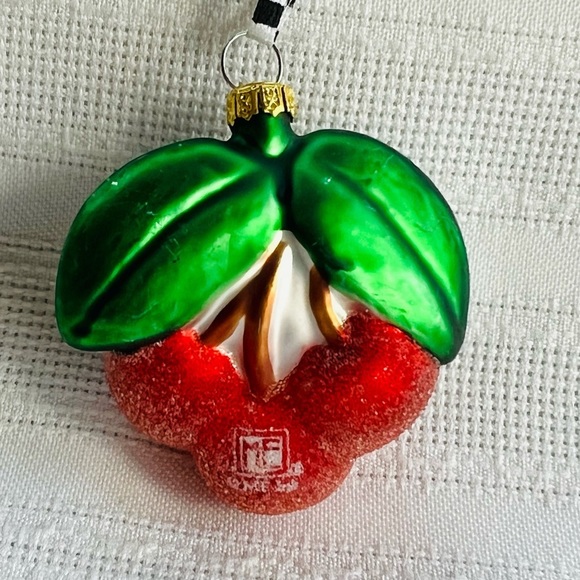 Christmas Ornament Mary Engelbreit Blown Glass Cherries EUC VTG‎ Signed - Picture 5 of 7